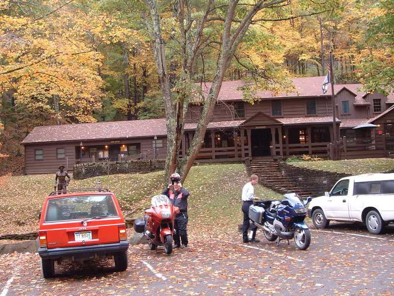 102747781-L.jpg